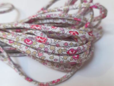 Cordon liberty rose par 30 cm