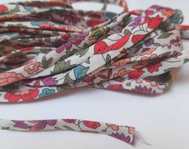 Cordon liberty rouge par 30 cm